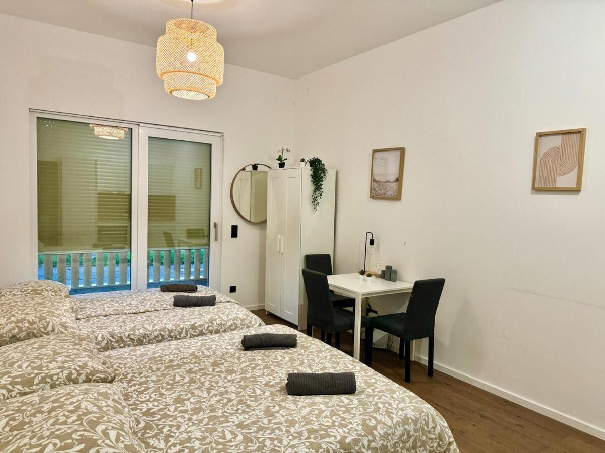Modern - Easy Access Apartment Wien